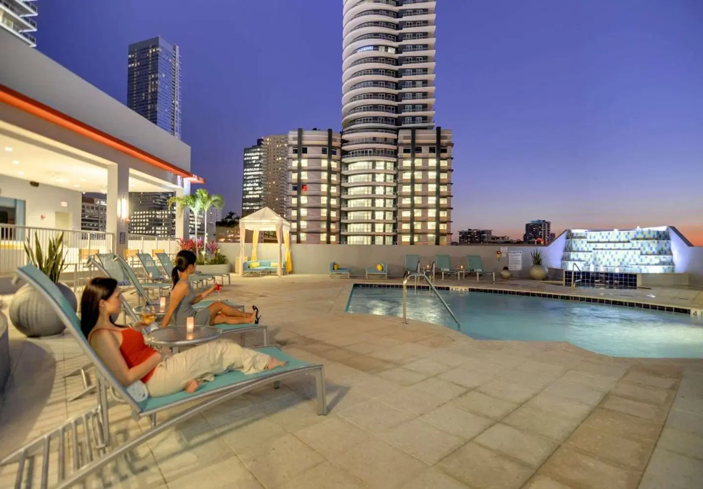 Hampton Inn & Suites Miami/Brickell-Downtown OUTDOOR_POOL