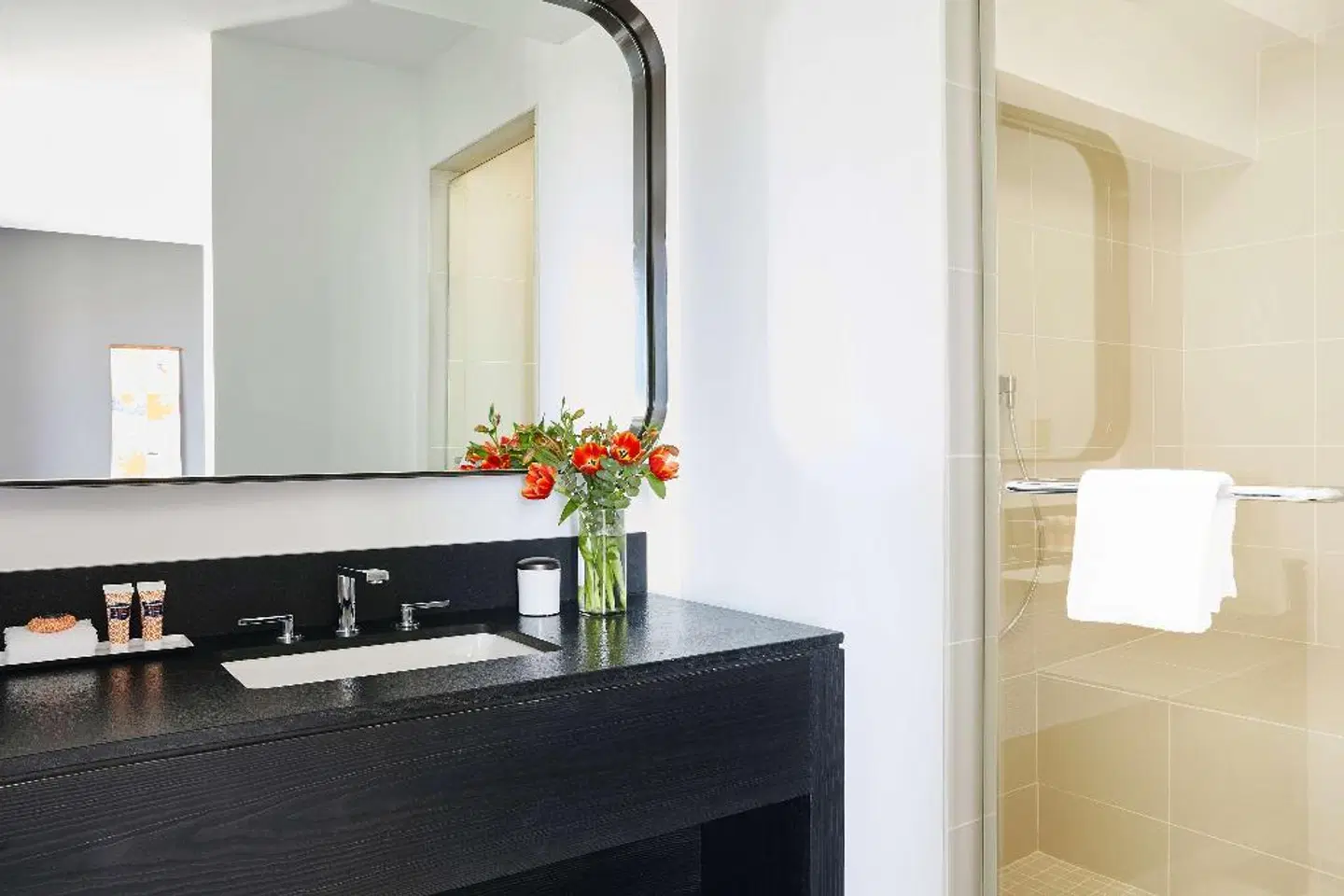 Hotel Kabuki ROOM_EXAMPLE