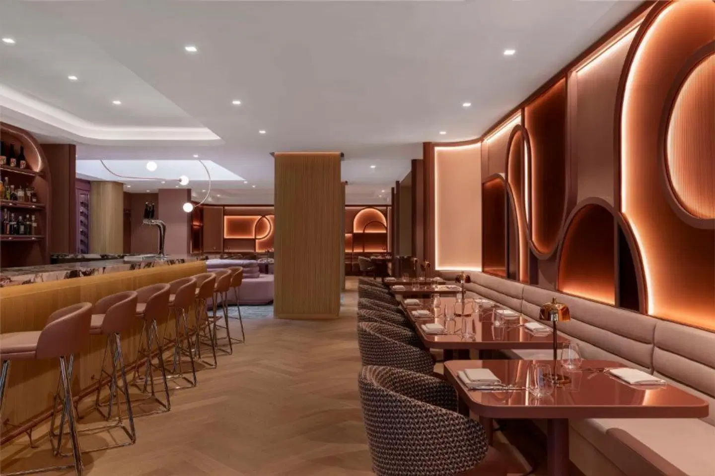 Revery Toronto Downtown, Curio Collection by Hilton Bar