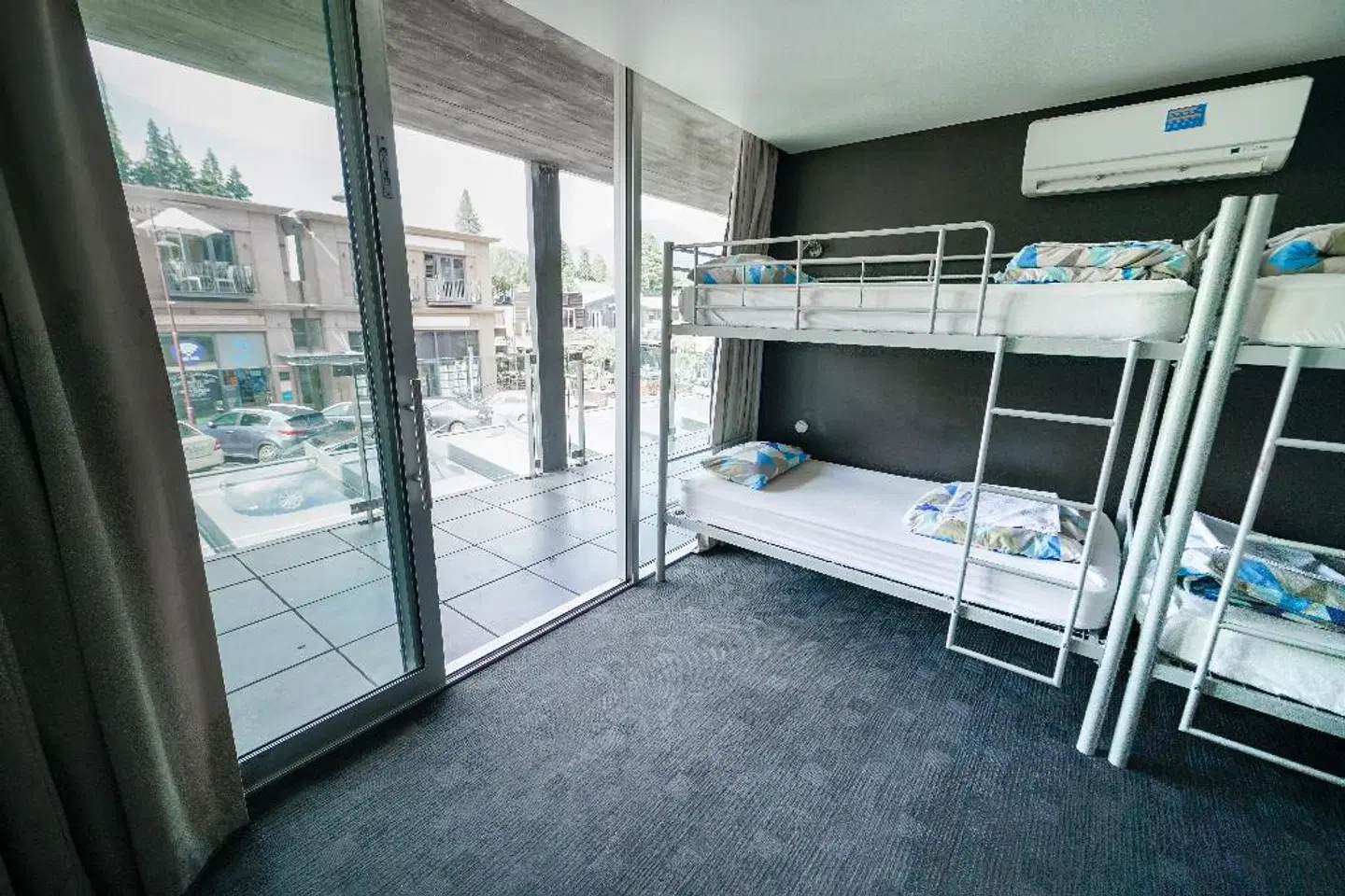 Nomads Queenstown Backpackers SPORTS_AND_LEISURE