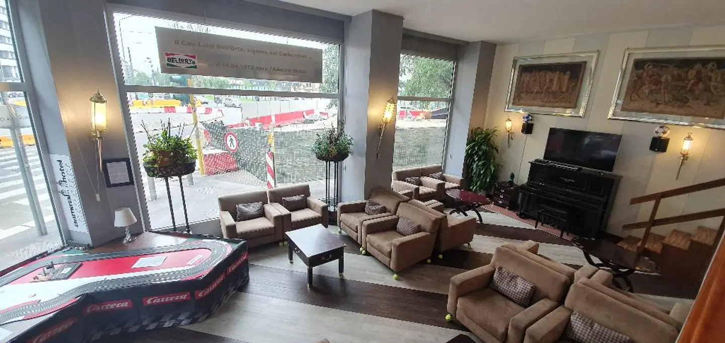 Admiral LOUNGE_LOBBY