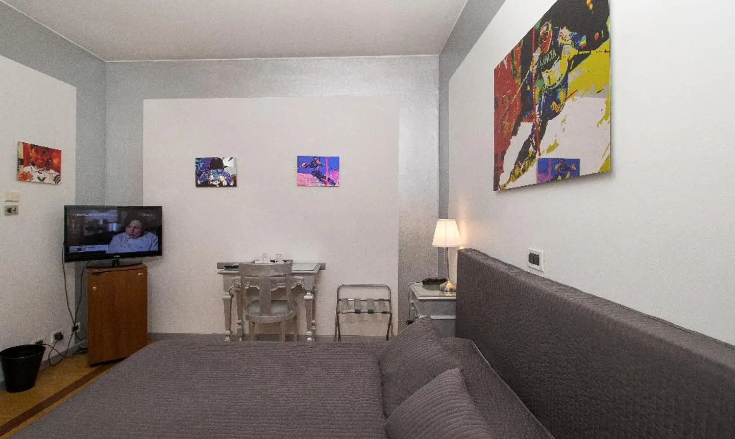 Admiral ROOM_EXAMPLE