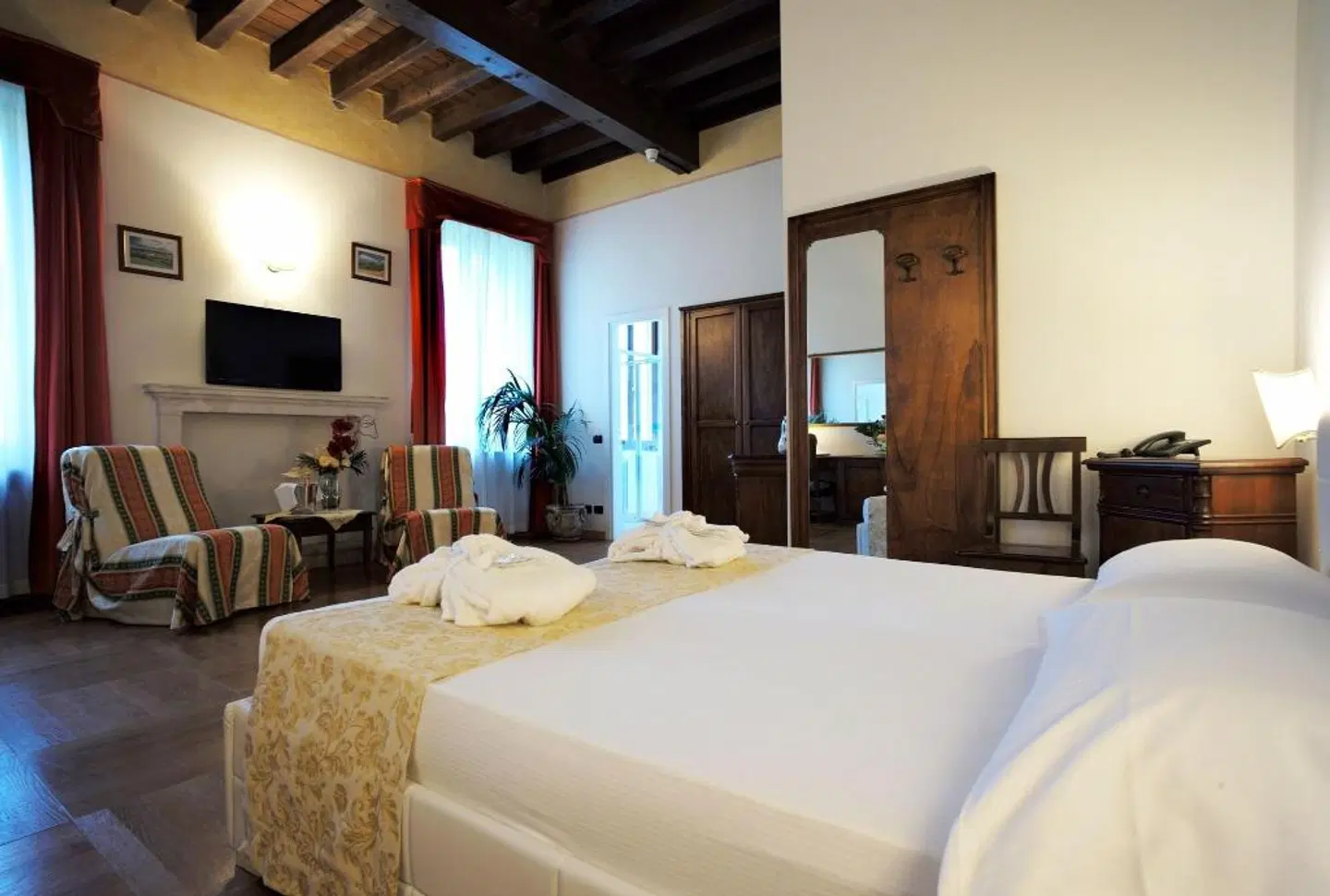 Villa Cariola ROOM_EXAMPLE