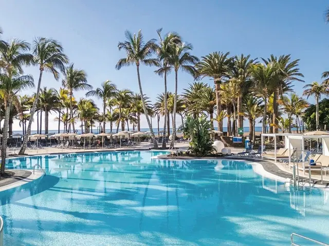 Hipotels La Geria OUTDOOR_POOL