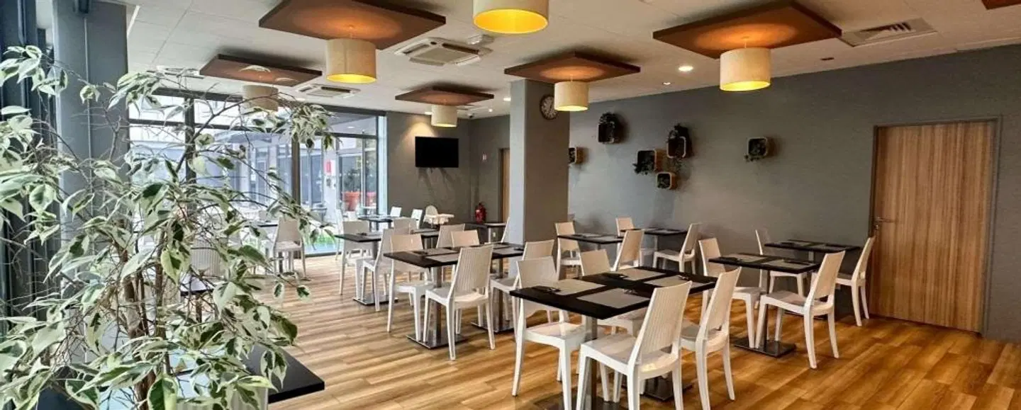 Quality Suites Lyon 7 Lodge Restaurant