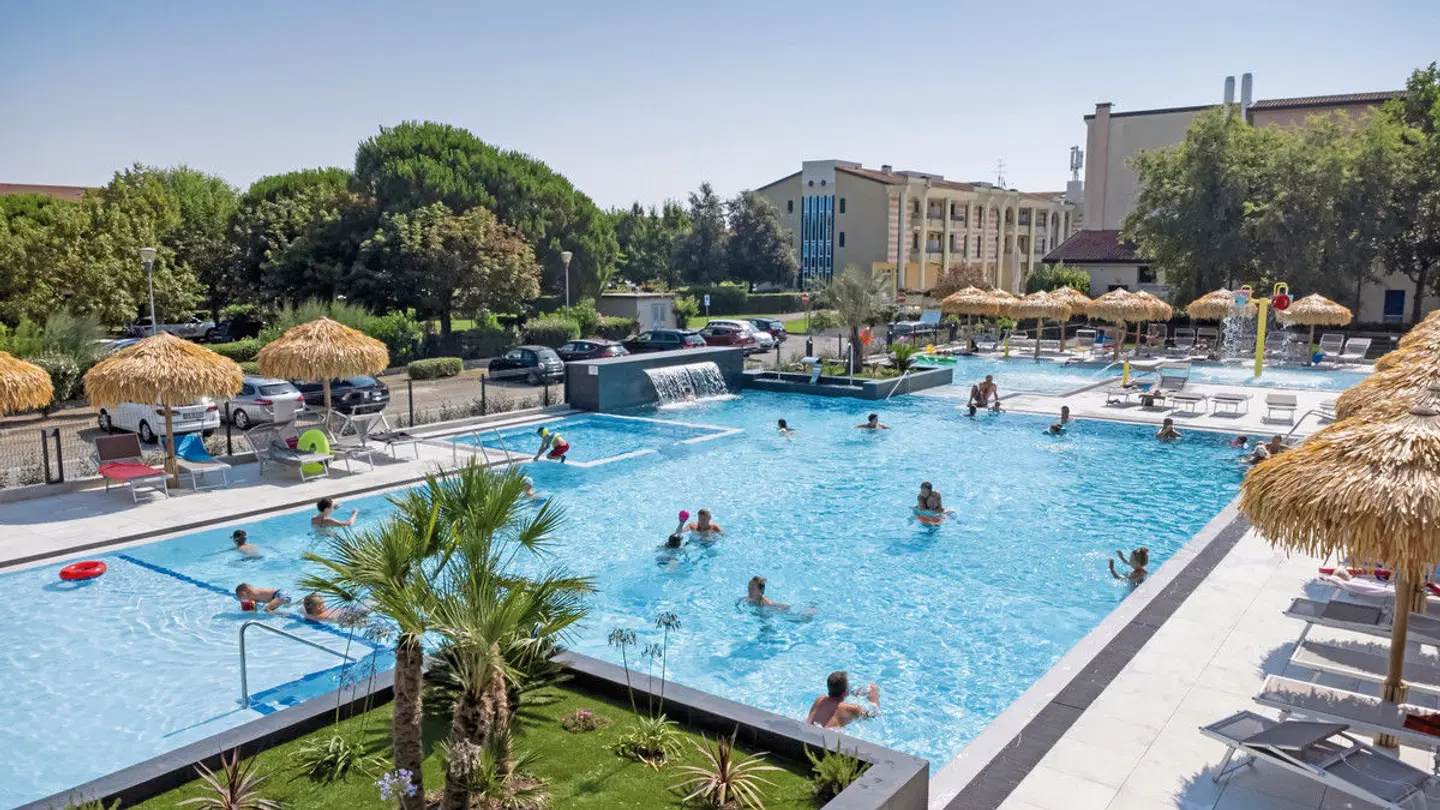 Villaggio La Quercia OUTDOOR_POOL