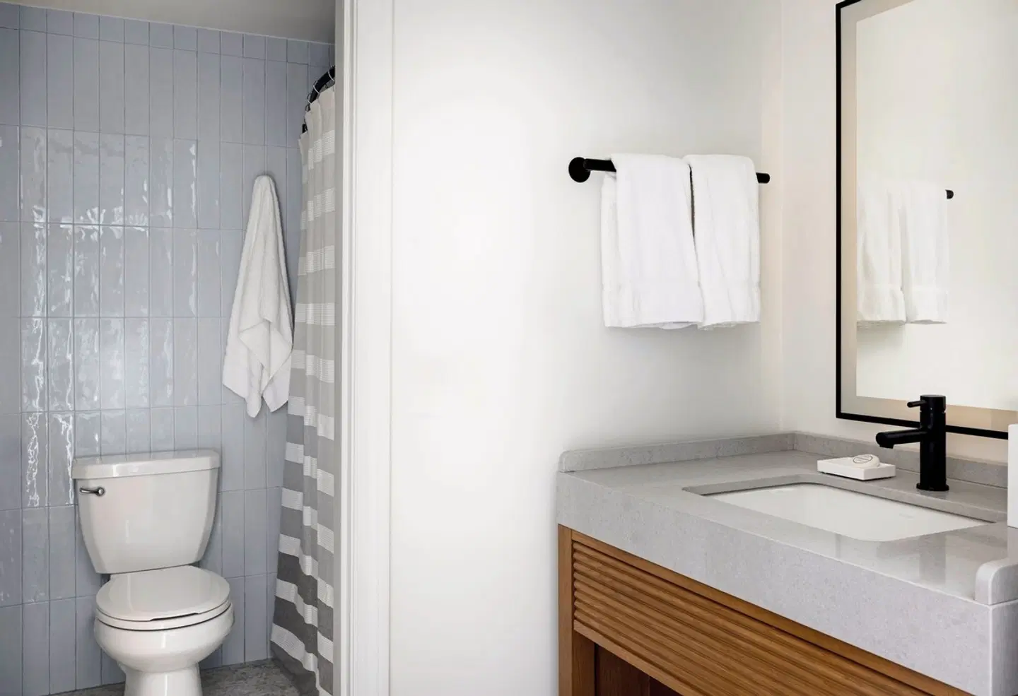 Red Jacket Beach Resort Badezimmer