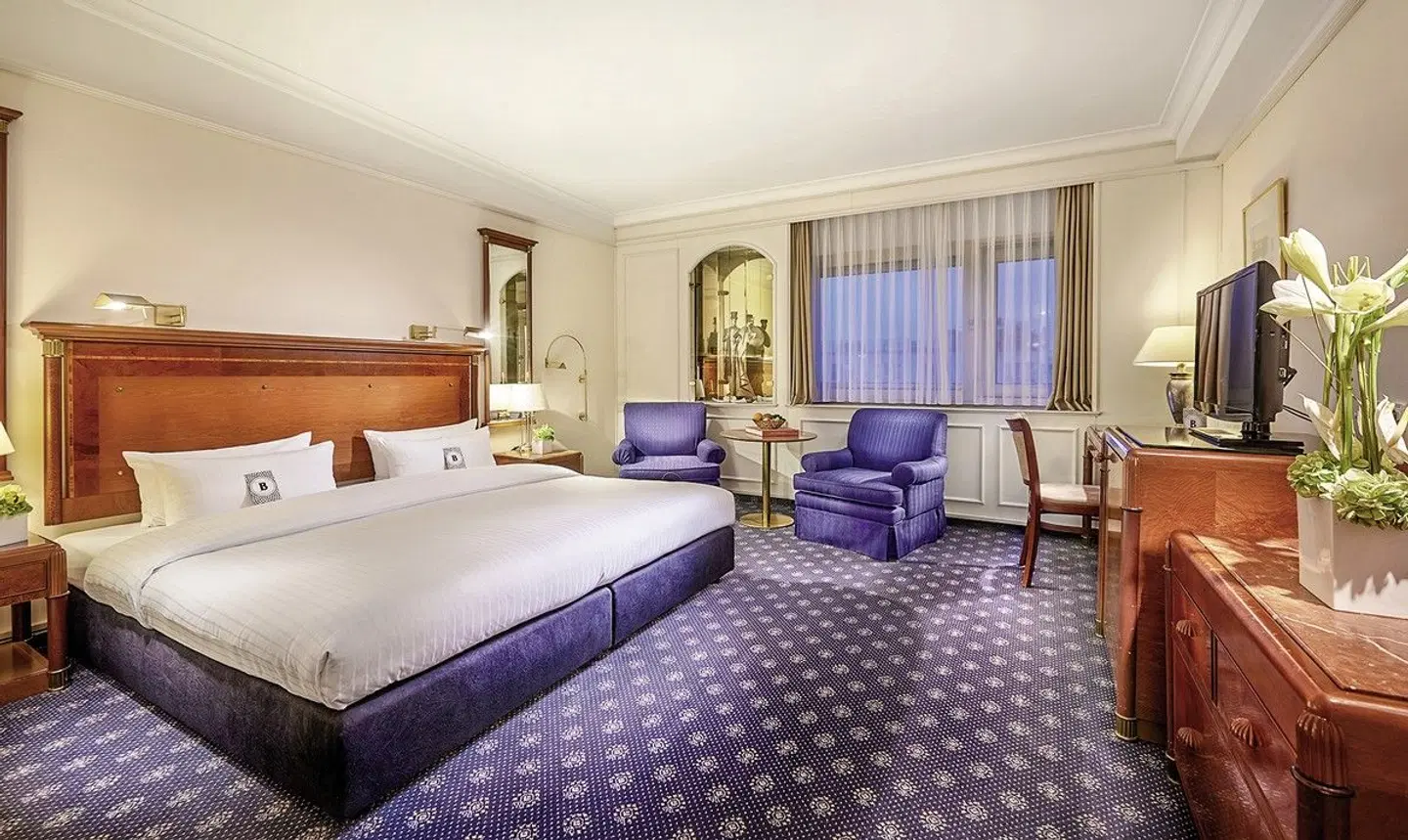 Bristol ROOM_EXAMPLE