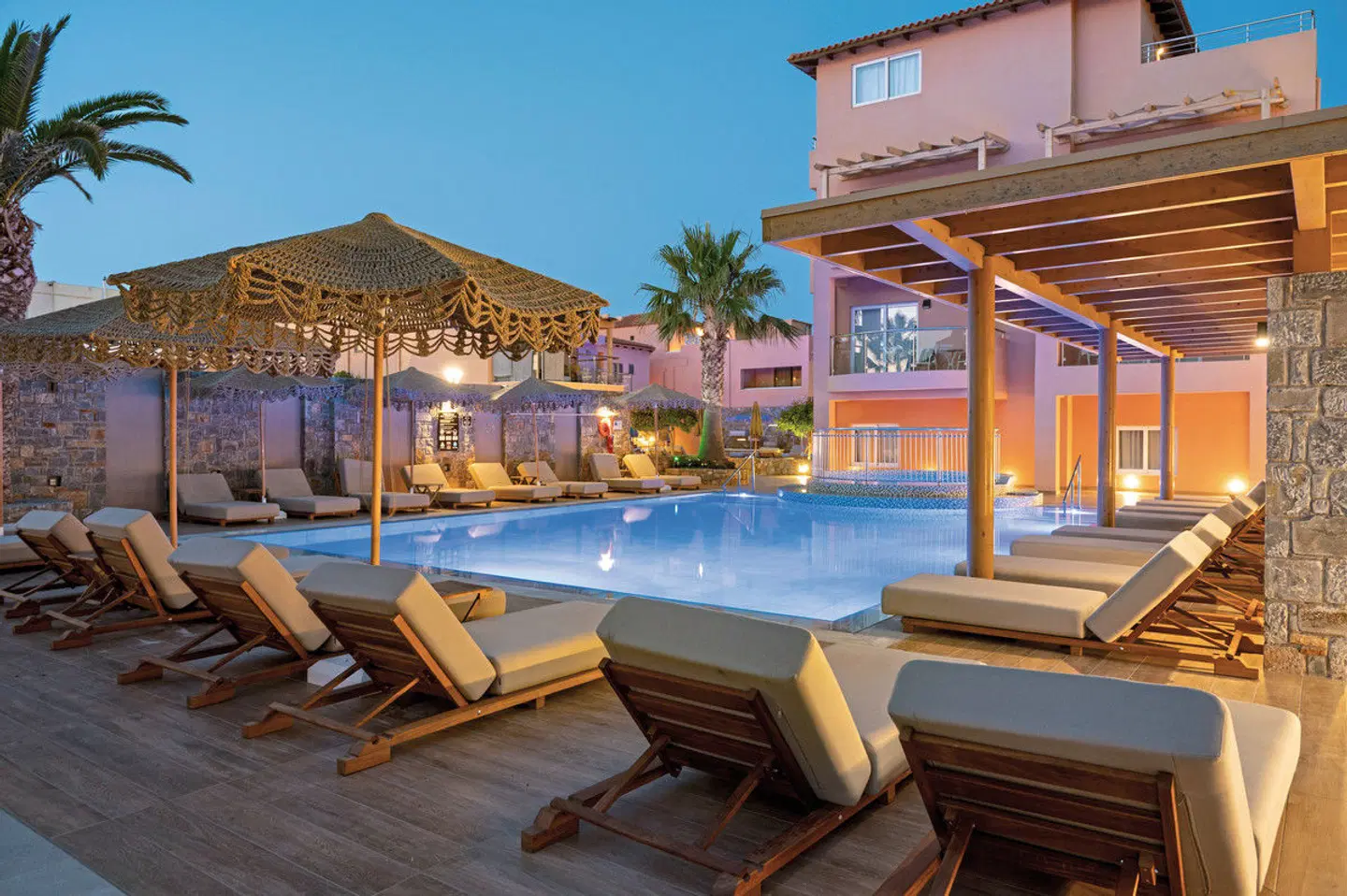 High Beach OUTDOOR_POOL