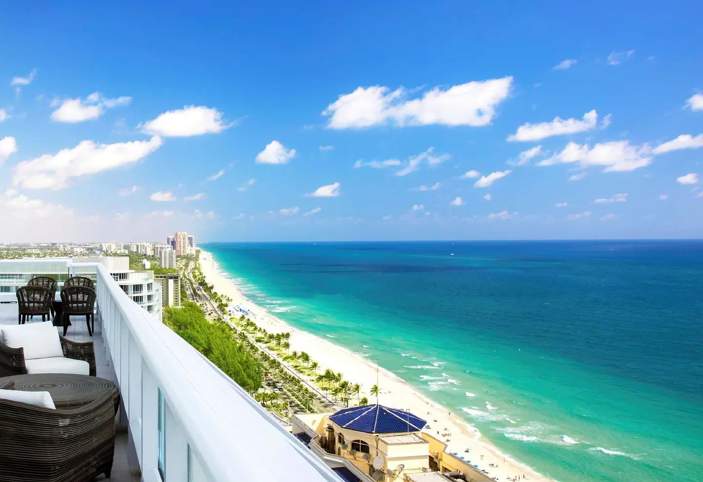 Conrad Fort Lauderdale Beach Strand