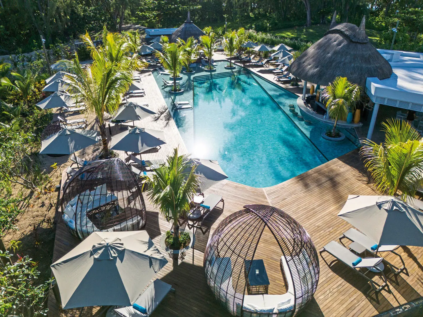 Anantara Iko Mauritius Resort & Villas OUTDOOR_POOL