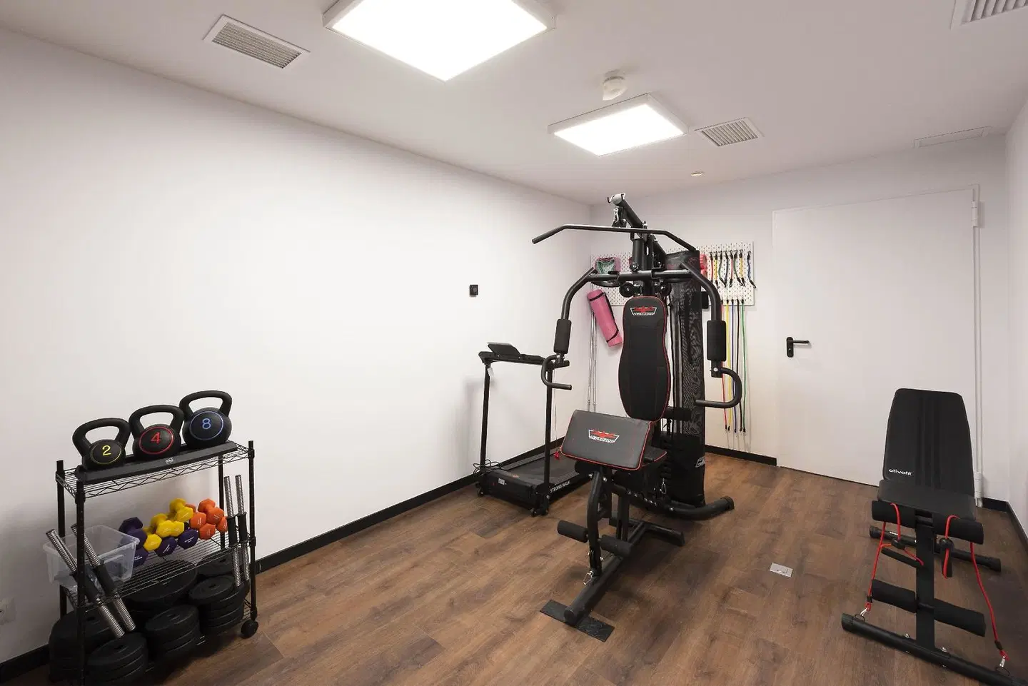 Hostelle - Women only hostel Barcelona SPORTS_AND_LEISURE