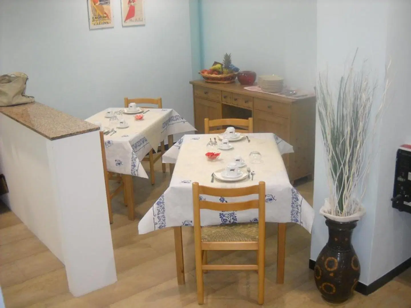 Colombo ROOM_EXAMPLE