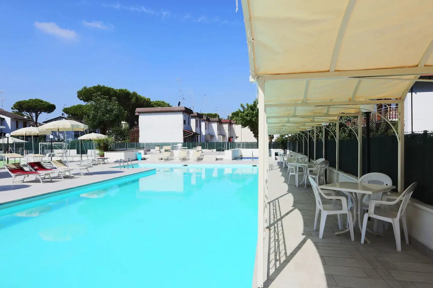 Family Hotel Marina Beach OUTDOOR_POOL