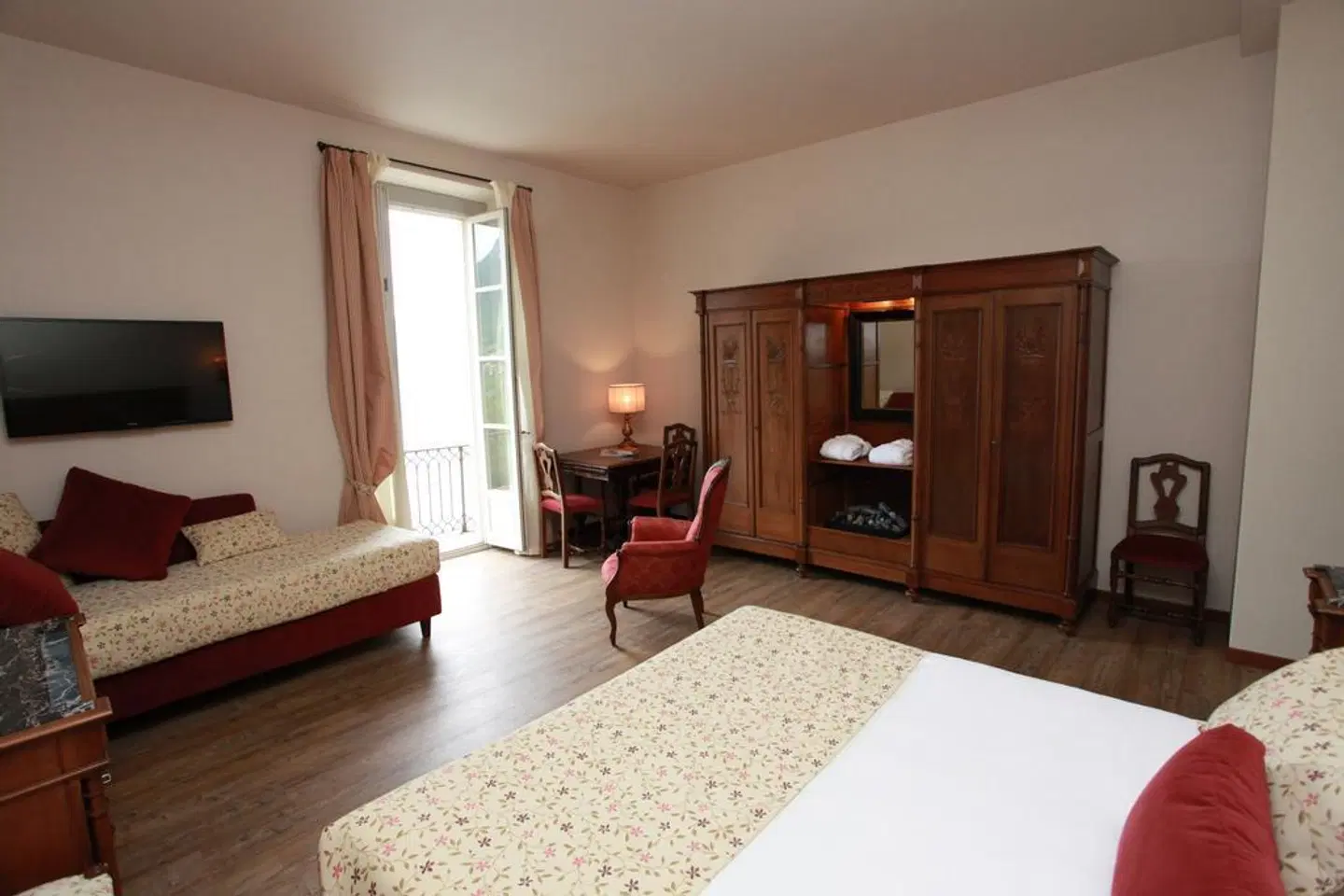 Royal Victoria ROOM_EXAMPLE