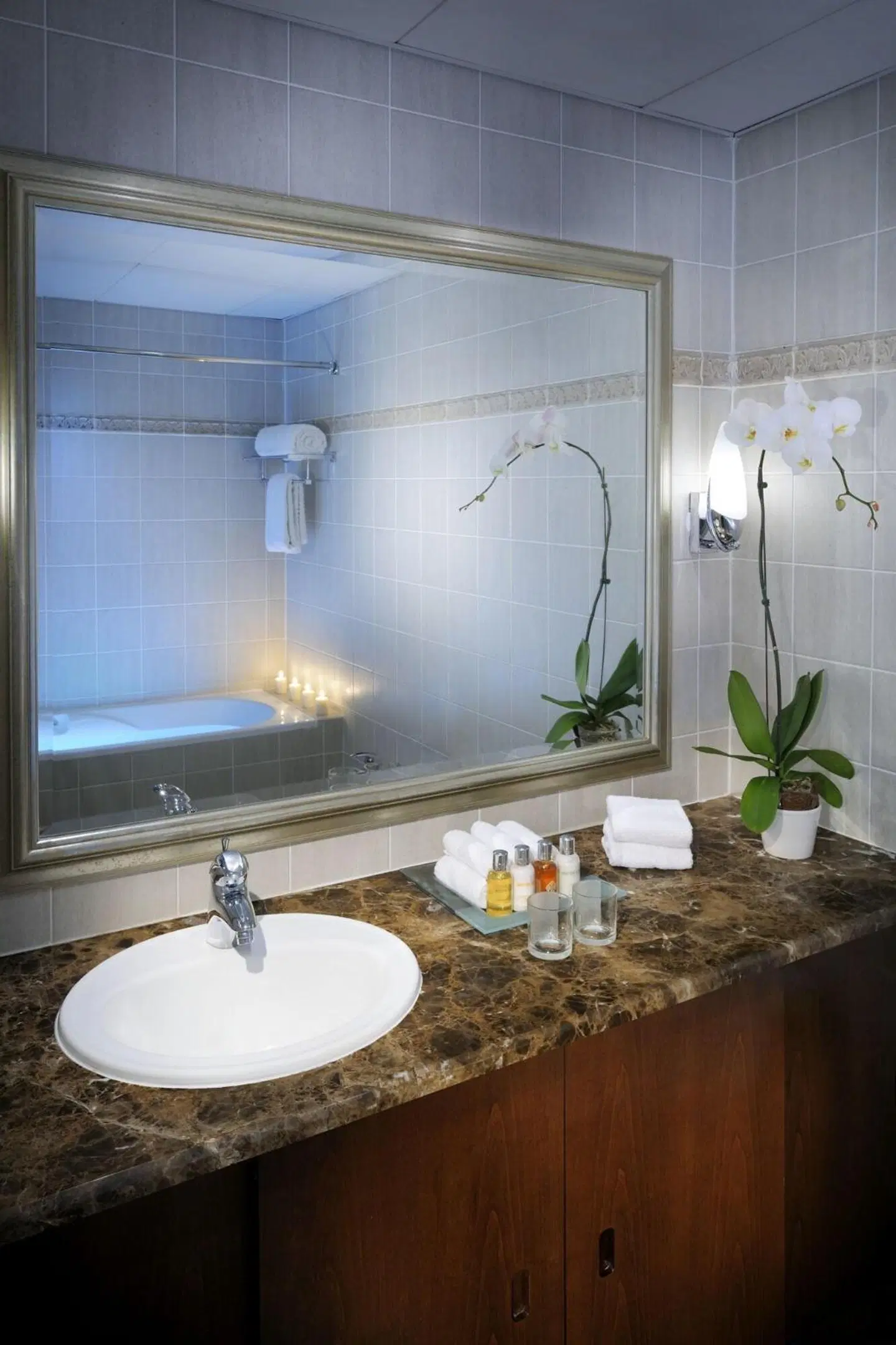 Marriott Executive Apartments Dubai Creek Badezimmer