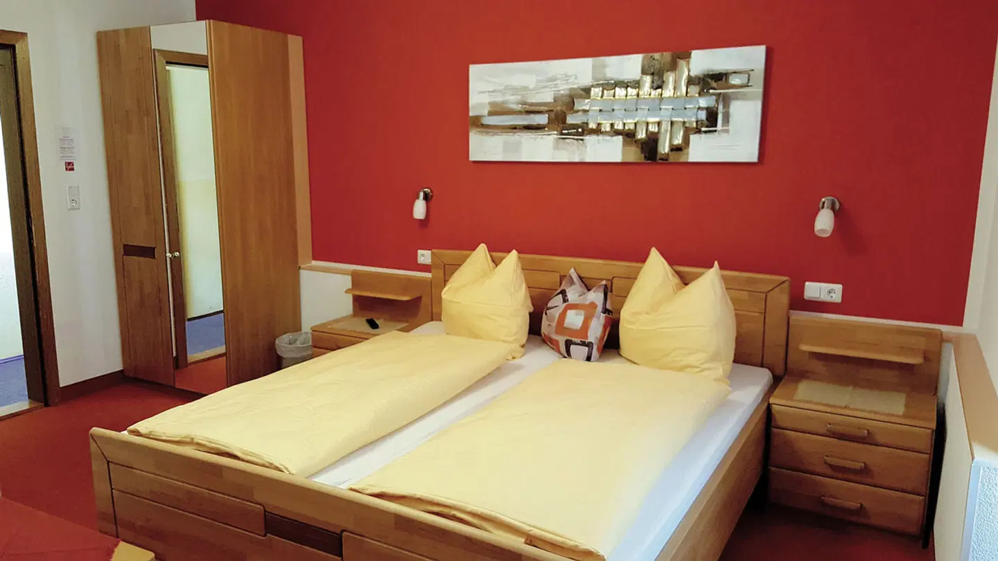 Hotel Pension Oswald ROOM_EXAMPLE