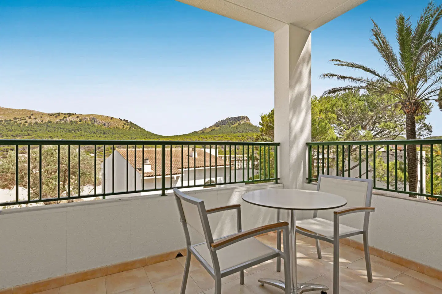 VIVA Cala Mesquida Resort & Spa Terrasse