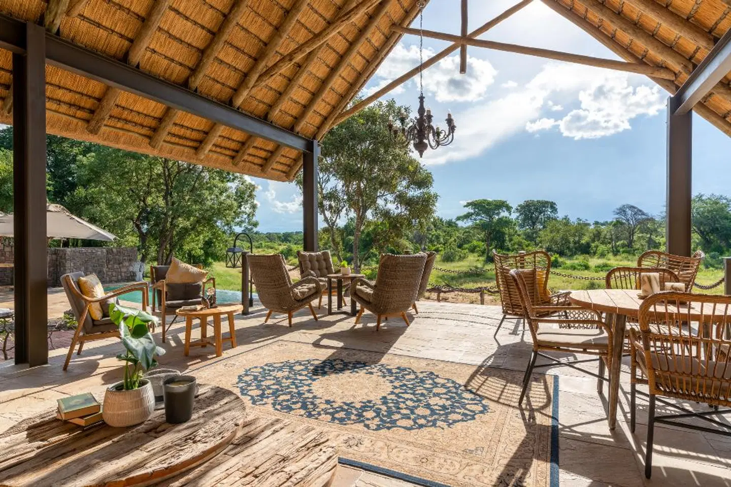 Shumbalala Game Lodge Terrasse