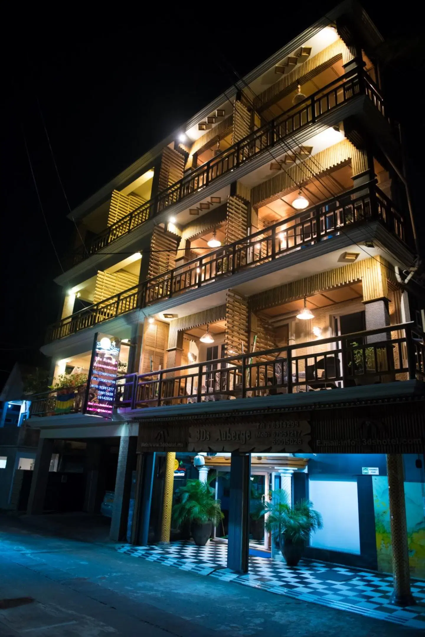 3Ds International Tourist Home EXTERIOR