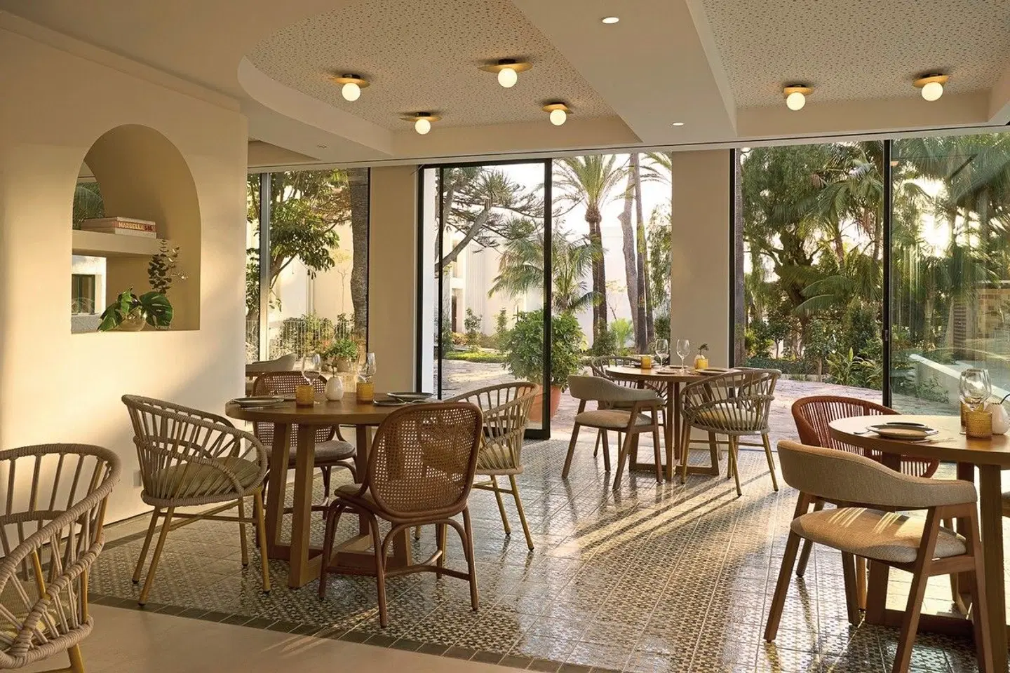 Kimpton Los Monteros Restaurant