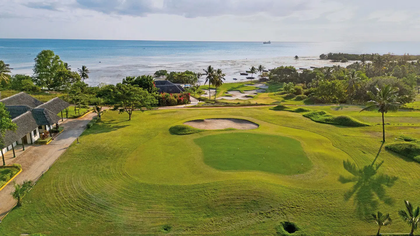 Sea Cliff Resort & Spa SPORTS_AND_LEISURE