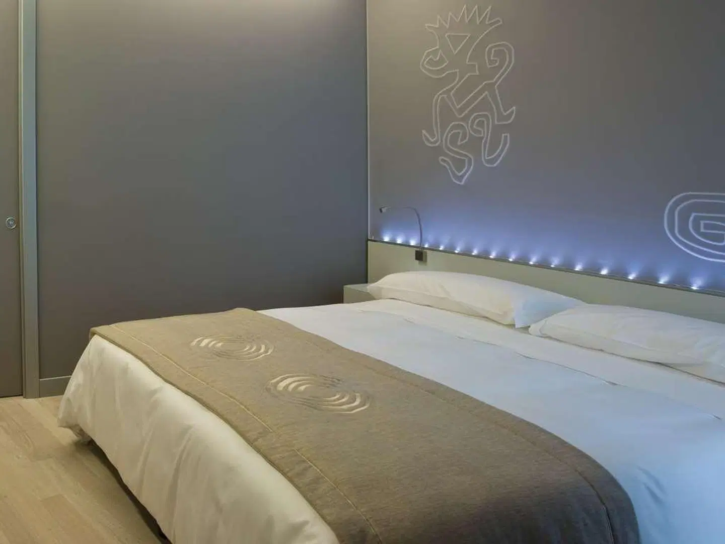 Eos Hotel - Vestas Hotels & Resorts ROOM_EXAMPLE