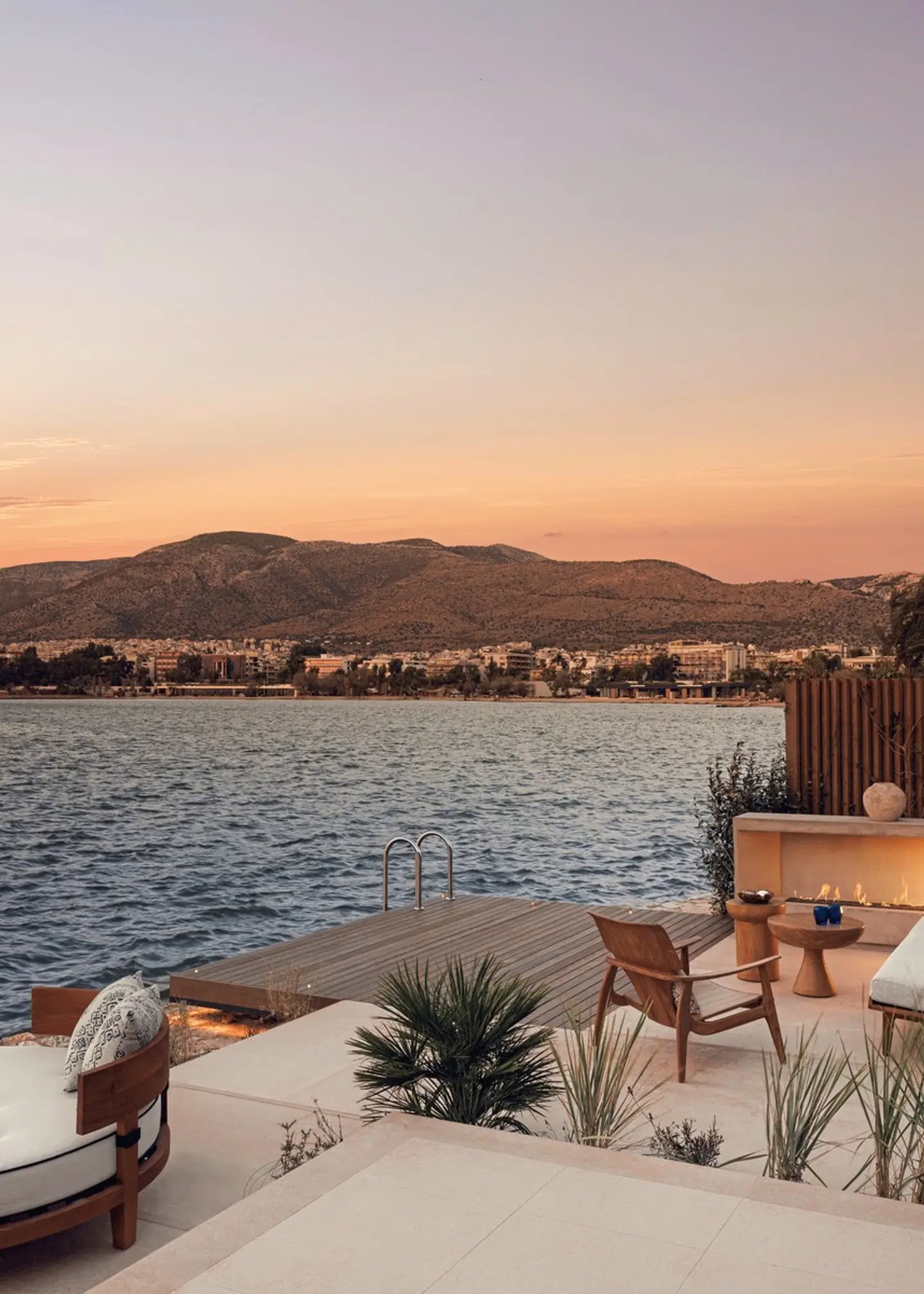 One&Only Aesthesis Strand