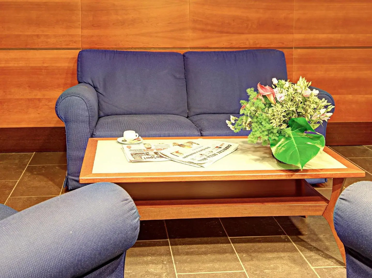 SMARTHOTEL Re LOUNGE_LOBBY