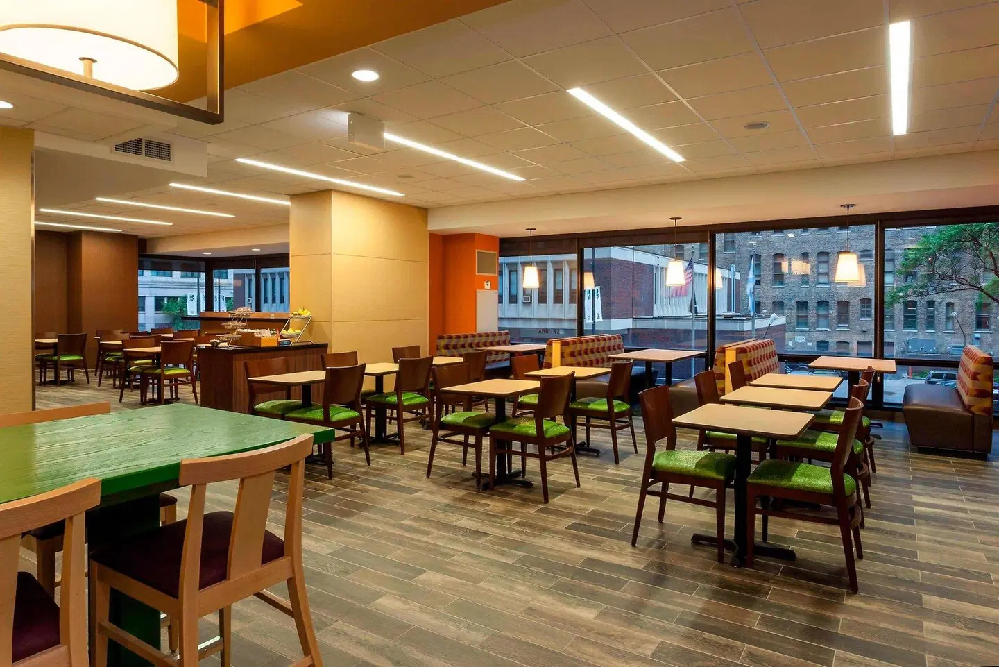Fairfield Inn & Suites by Marriott Chicago Downtown-River North Restaurant