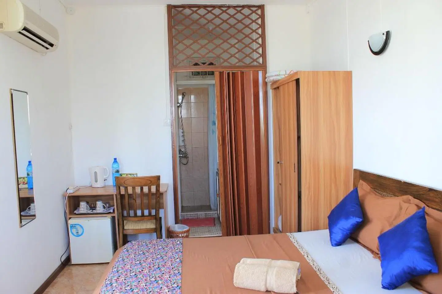 LeBovallon B&B ROOM_EXAMPLE