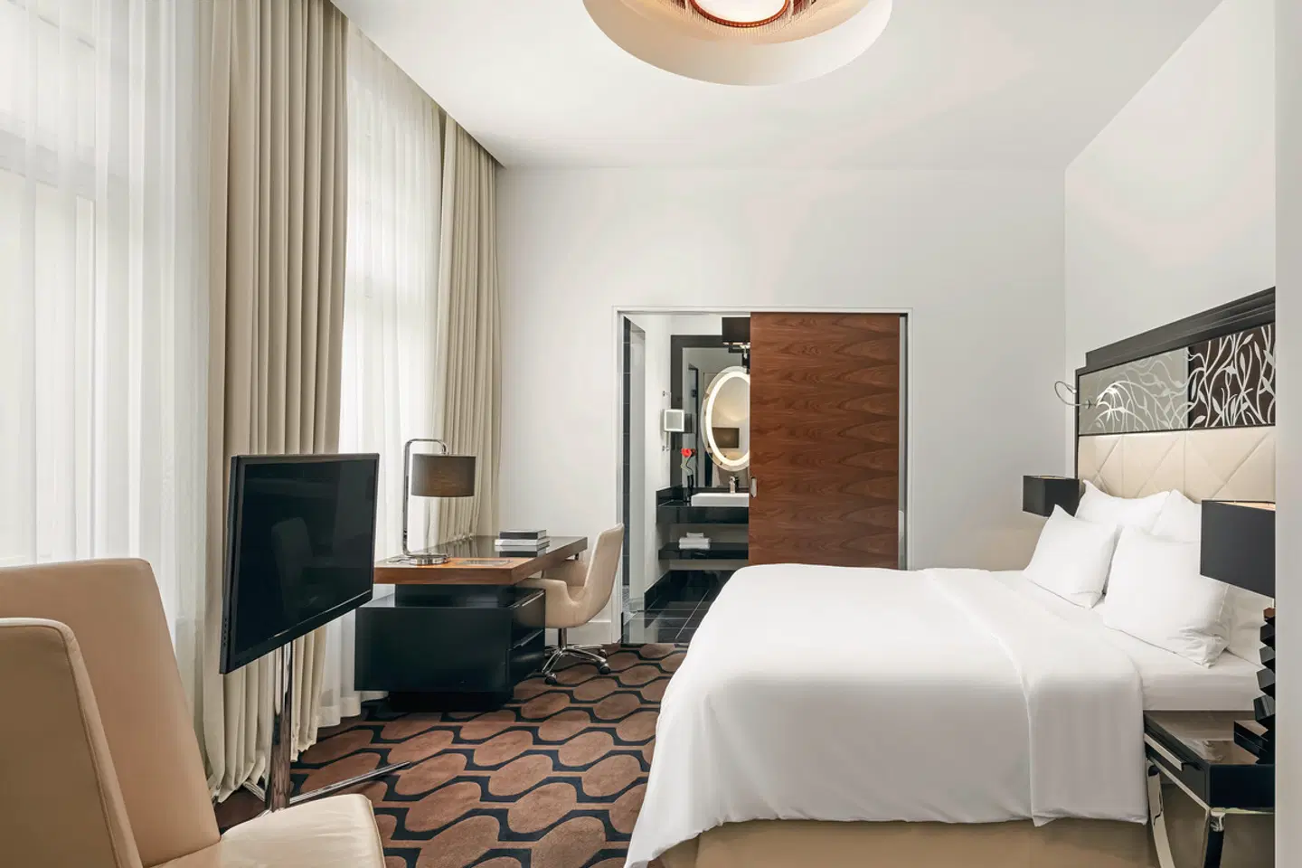 Roomers Berlin Steinplatz, Autograph Collection ROOM_EXAMPLE