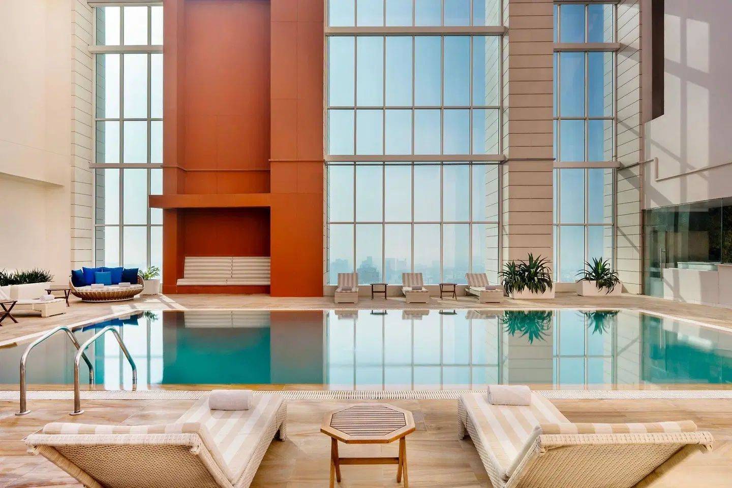 Marriott Hotel Downtown, Abu Dhabi Hallenbad