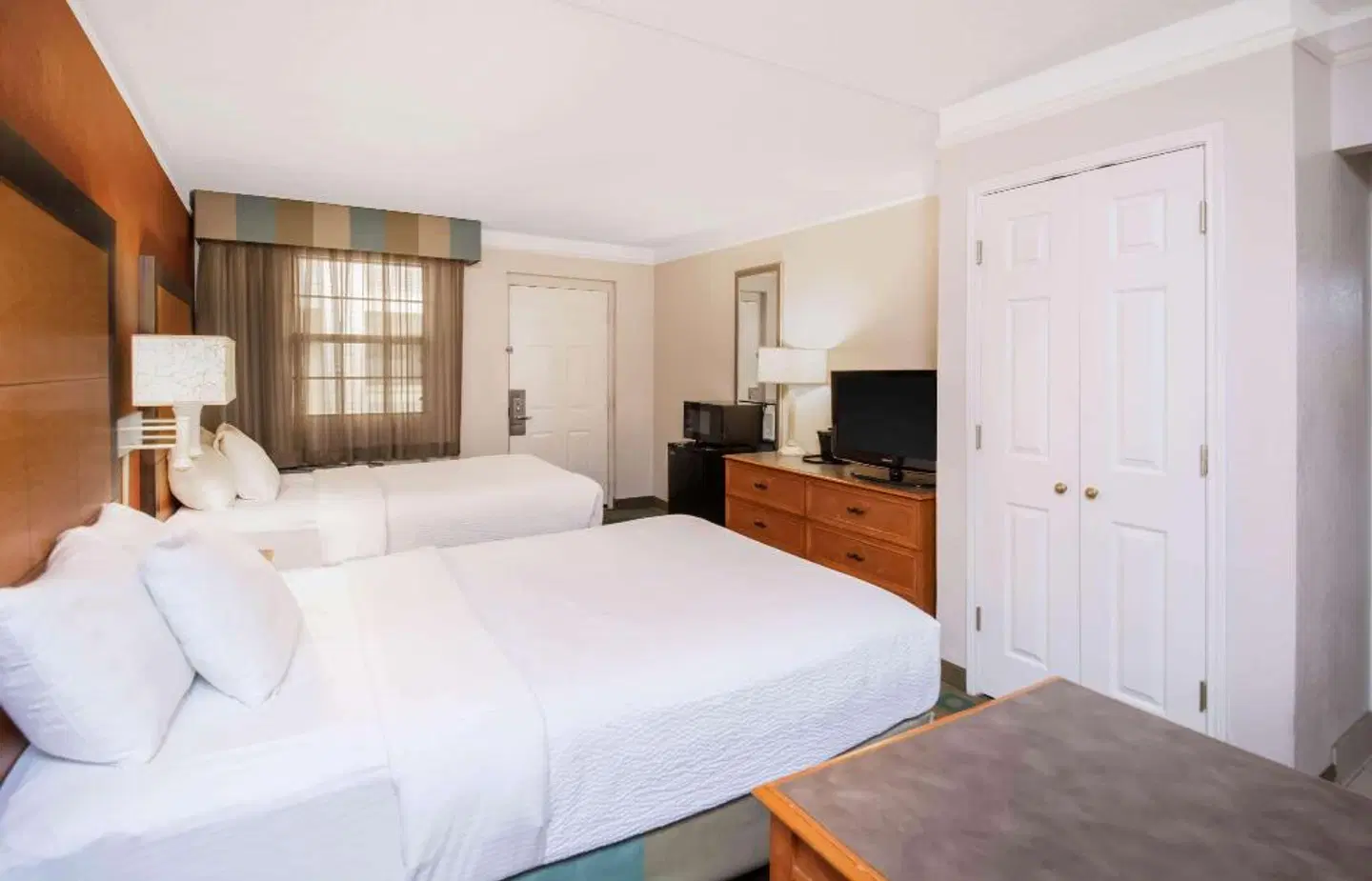 La Quinta Inn by Wyndham Colorado Springs Garden of the Gods ROOM_EXAMPLE