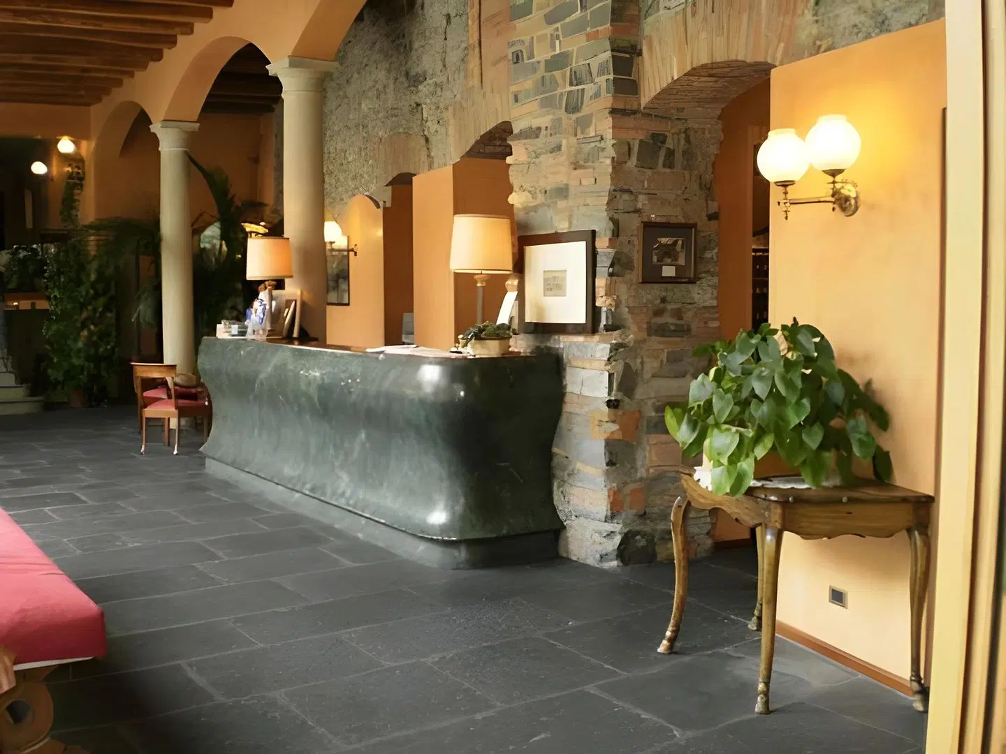 Albergo Le Due Corti LOUNGE_LOBBY