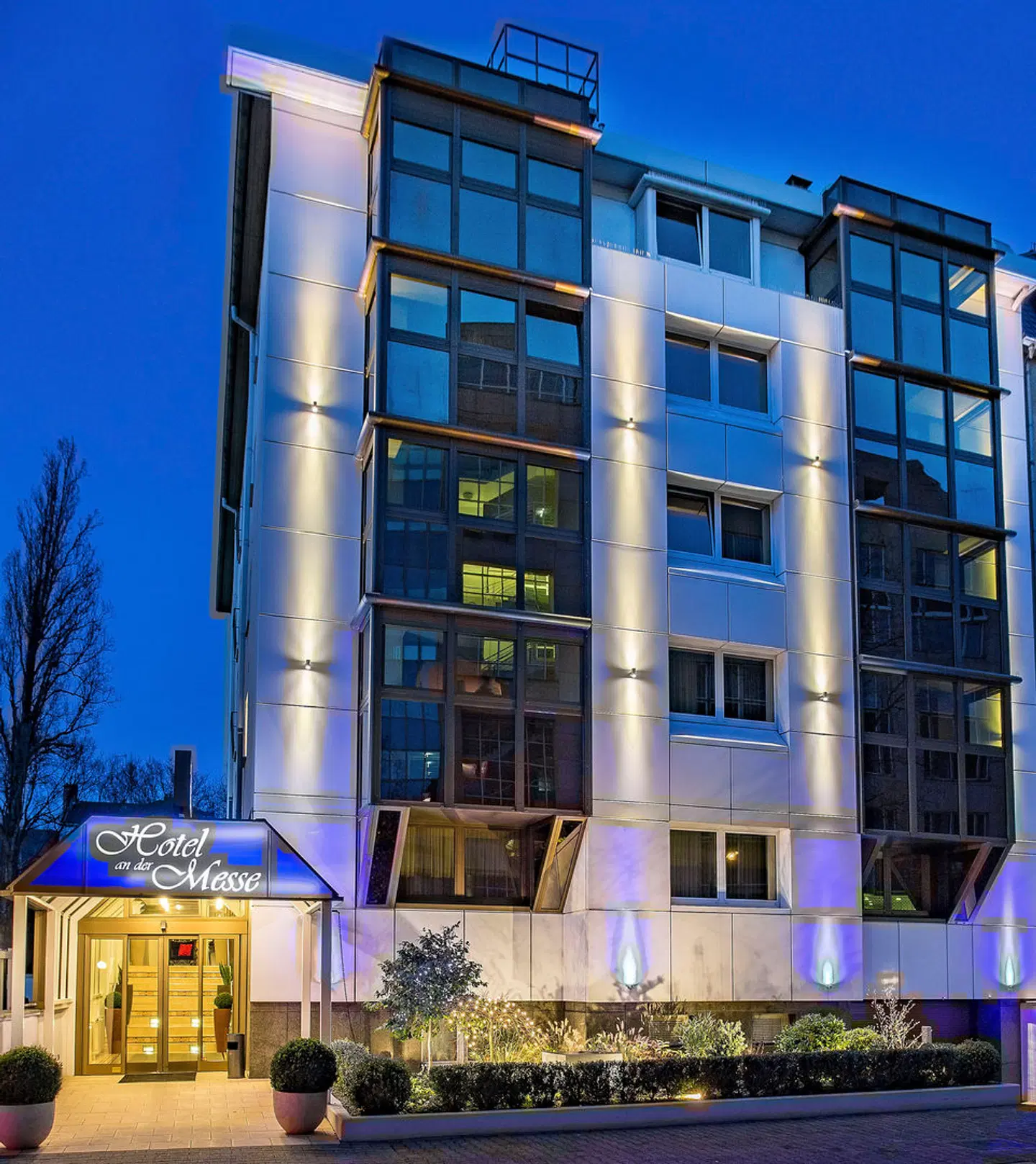 An der Messe EXTERIOR