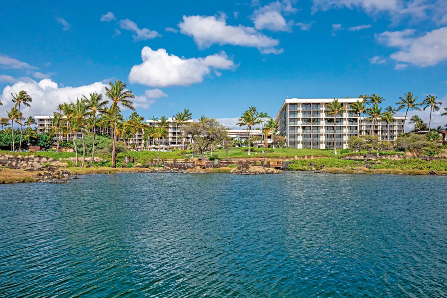 Waikoloa Beach Marriott Resort & Spa EXTERIOR