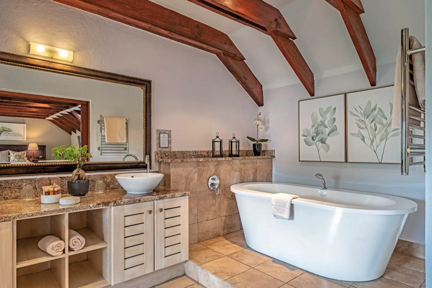 Oliver's Restaurant & Lodge Badezimmer