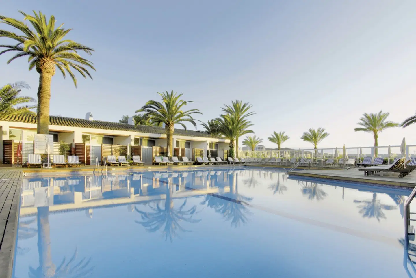 Palladium Palmyra OUTDOOR_POOL