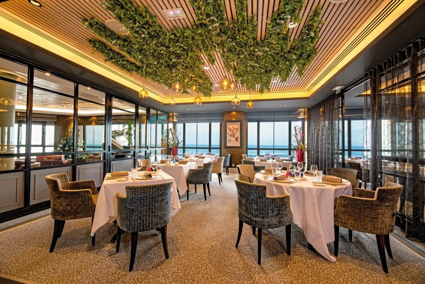 Le Nouveau Monde Restaurant