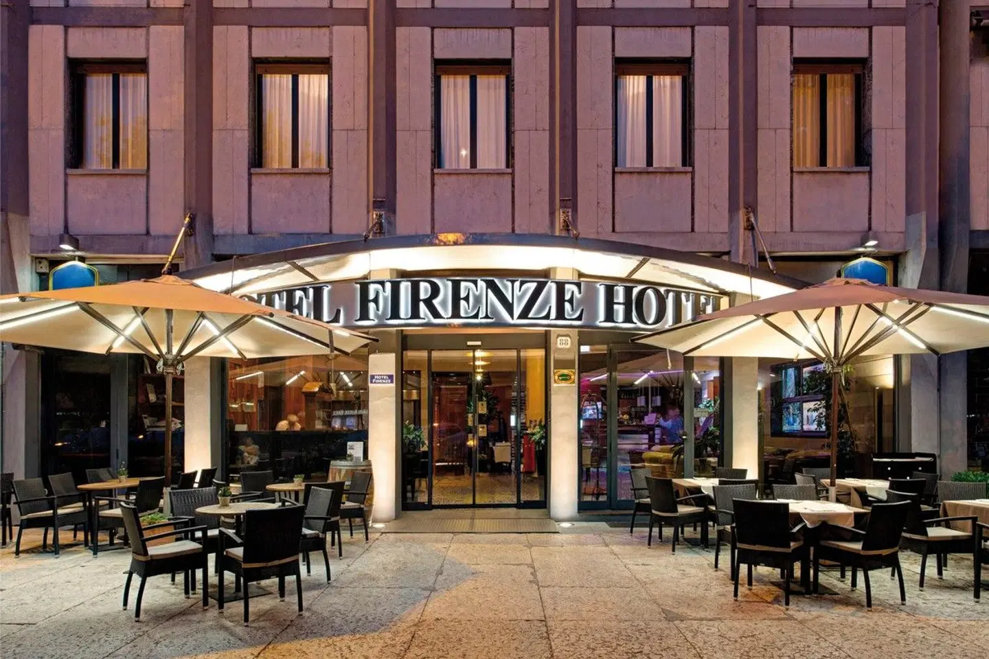 Hotel Firenze EXTERIOR