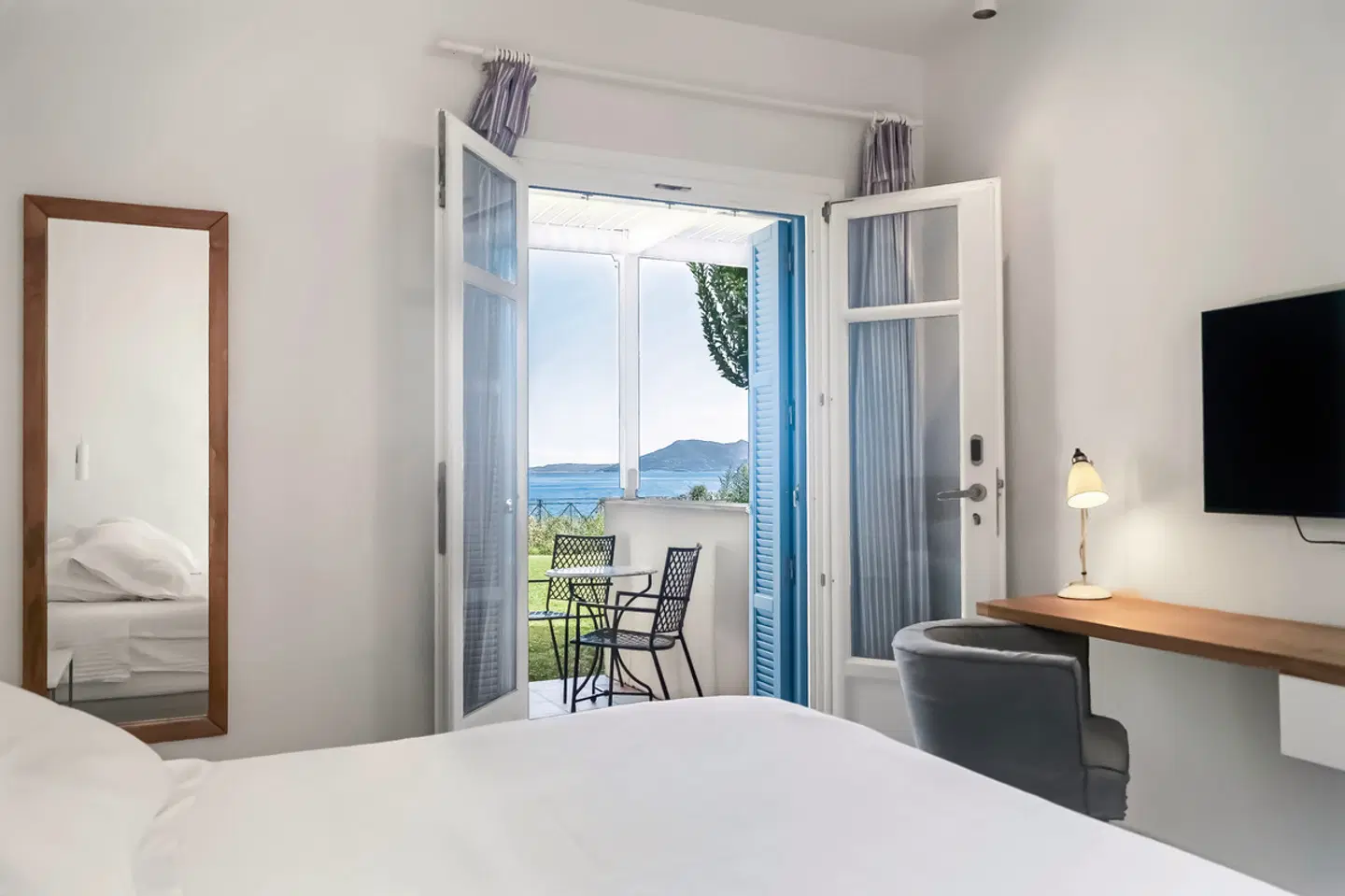 Armonia Bay ROOM_EXAMPLE