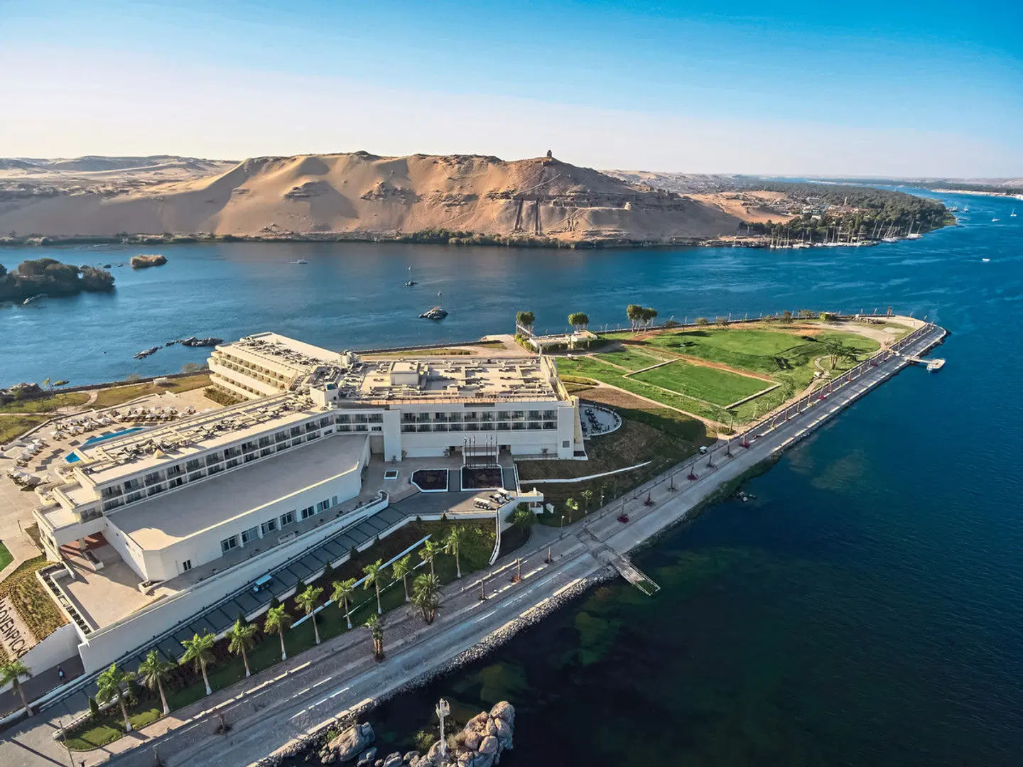 Mövenpick Resort Aswan EXTERIOR