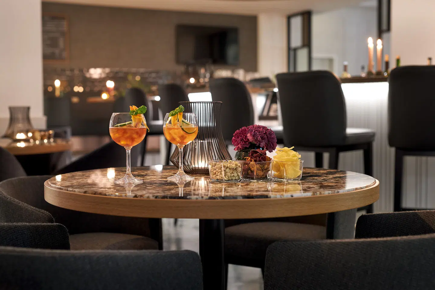 Alexander Plaza Restaurant