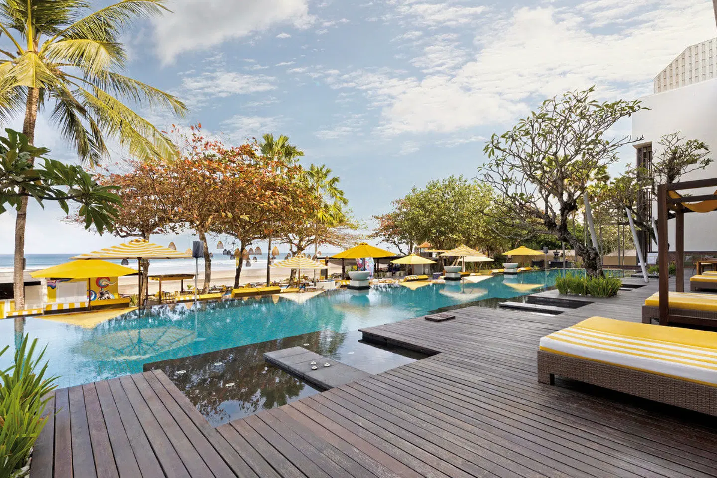 Grand Seminyak - Lifestyle Boutique Bali Resort OUTDOOR_POOL