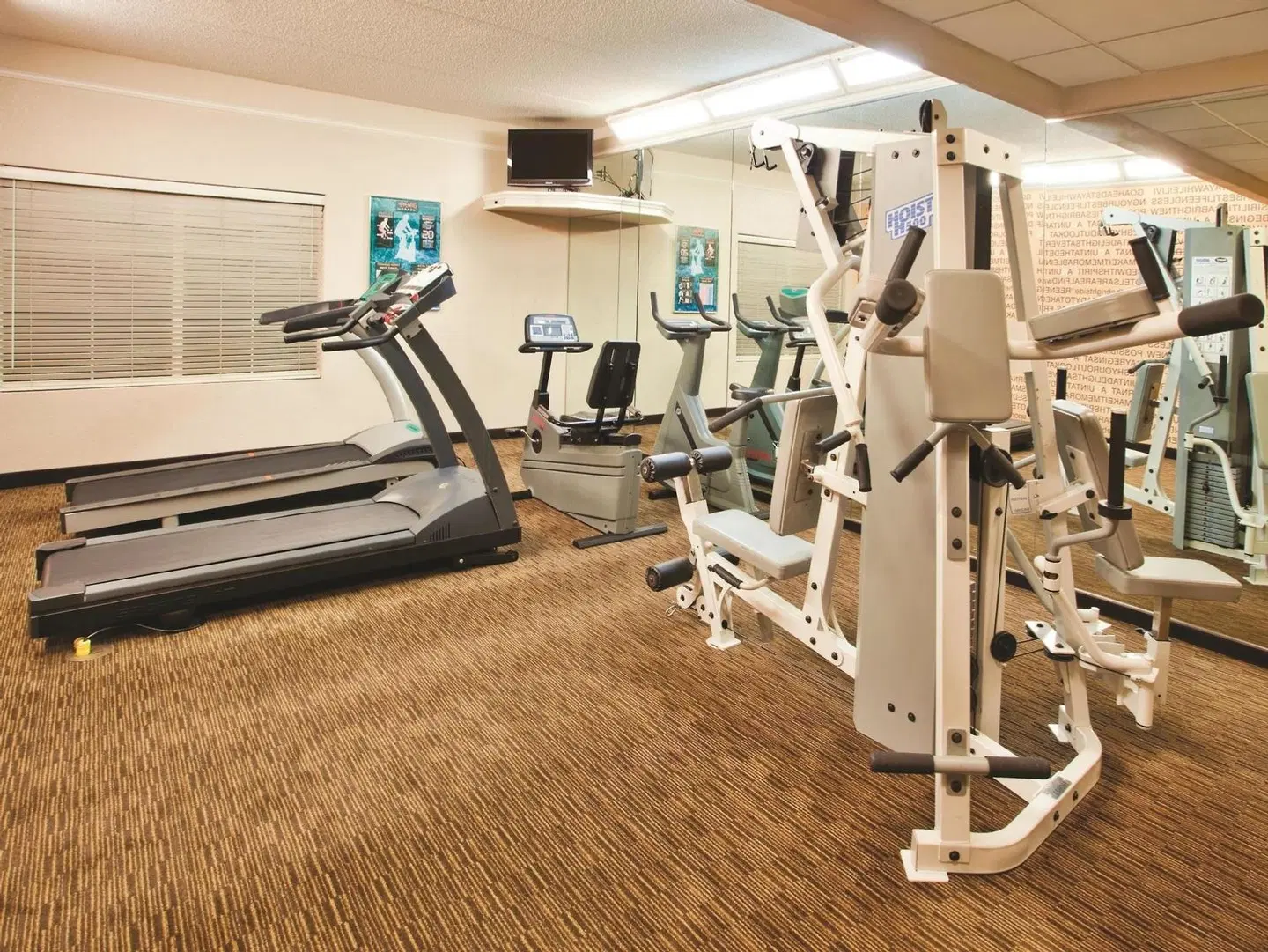 La Quinta Inn & Suites Charlotte Airport South SPORTS_AND_LEISURE