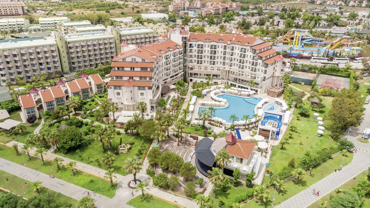 Bella Resort & Spa EXTERIOR