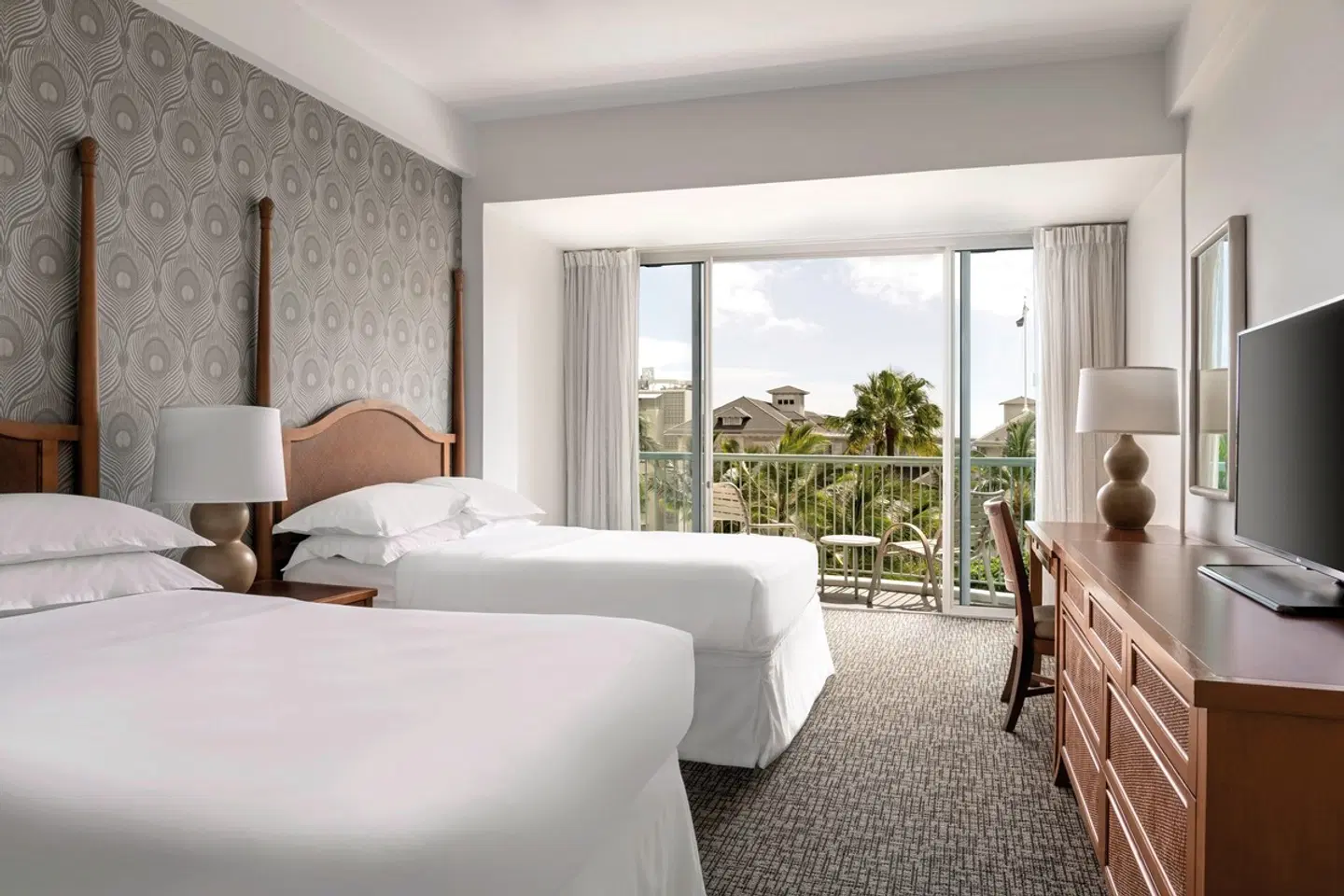 Sheraton Princess Kaiulani ROOM_EXAMPLE