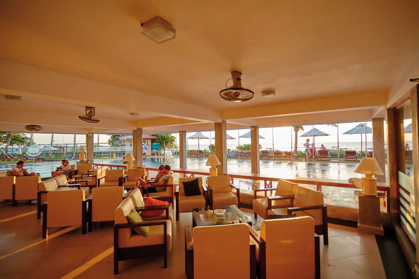 Coral Sands Hotel Restaurant