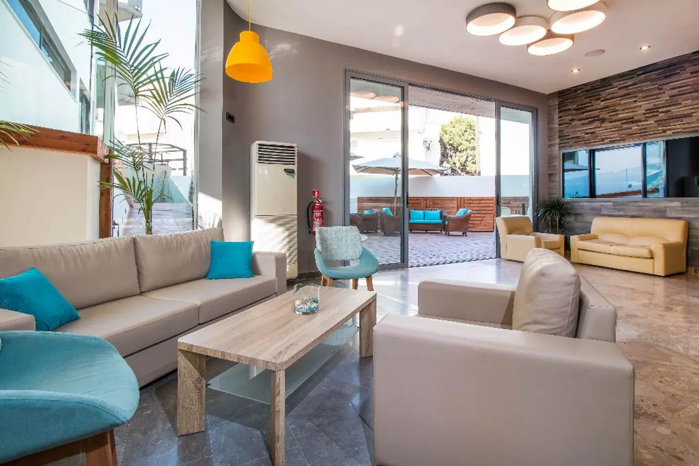 Sunny Days Hotel & Resort LOUNGE_LOBBY